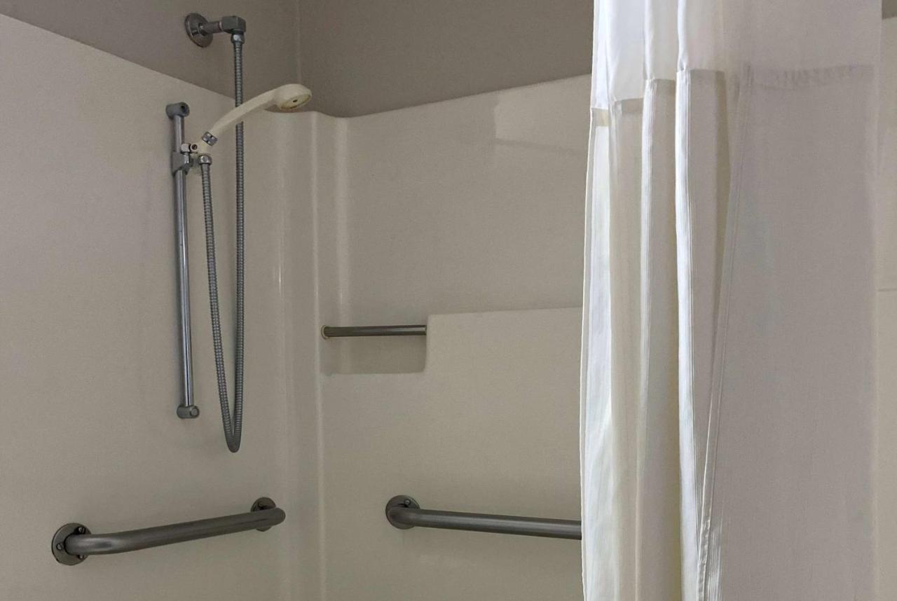 Days Inn By Wyndham Brunswick Bath Area Luaran gambar