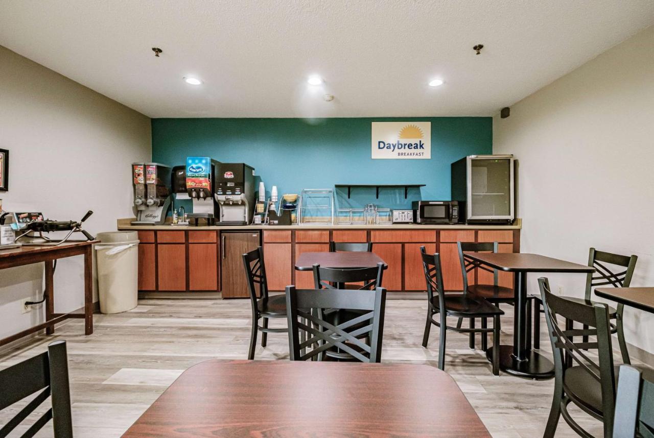 Days Inn By Wyndham Brunswick Bath Area Luaran gambar